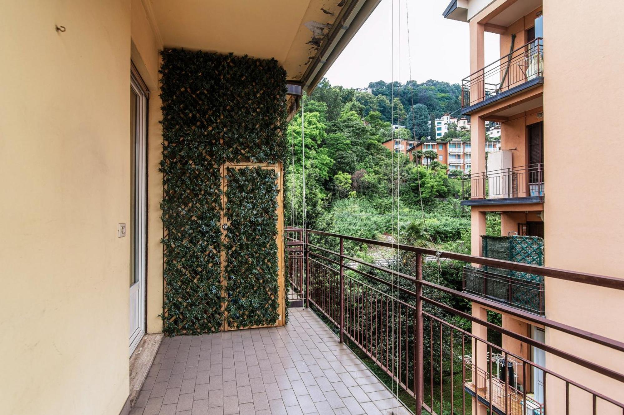 Apartment Zamenhof 9 - By Myhomeincomo Como